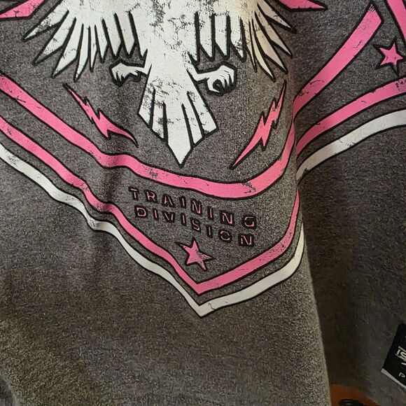 American Fighter Size Medium Premium Athletics Grey And Pink 3/4 Sleeve Tee - Picture 5 of 8